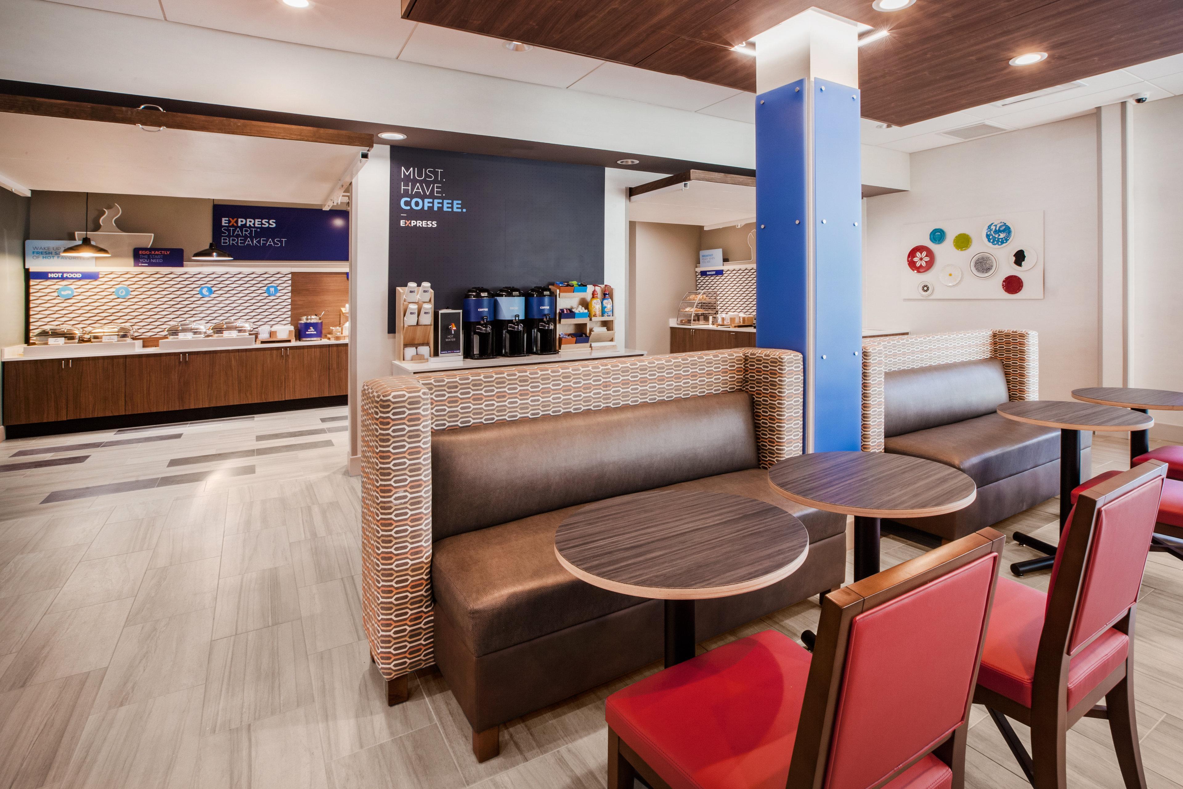 哈里斯堡南智选假日套房酒店-梅卡尼克斯堡 外观 照片